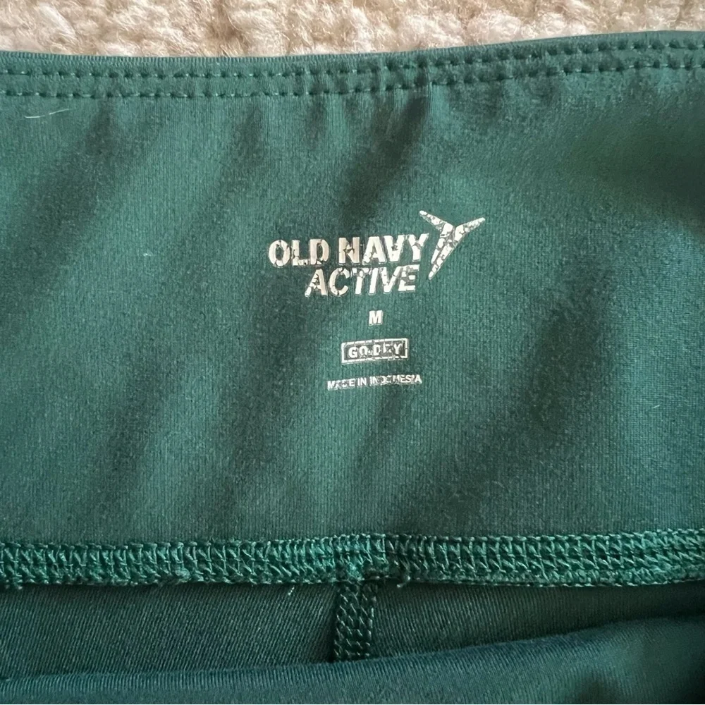 Old Navy Active Go Dry Green Capri Midrise Leggings Mesh Details size medium